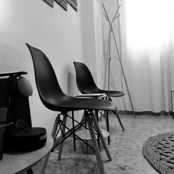 Tratamientos que combinan osteopatía y acupuntura para un bienestar total.